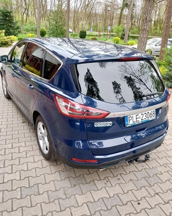 Ford S-Max cena 53900 przebieg: 173500, rok produkcji 2016 z Ujście małe 301